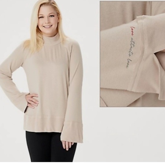 Peace Love World Bree Nude Bell Sleeve Faux Neck Comfy Knit Tunic Top Size L - Picture 1 of 9